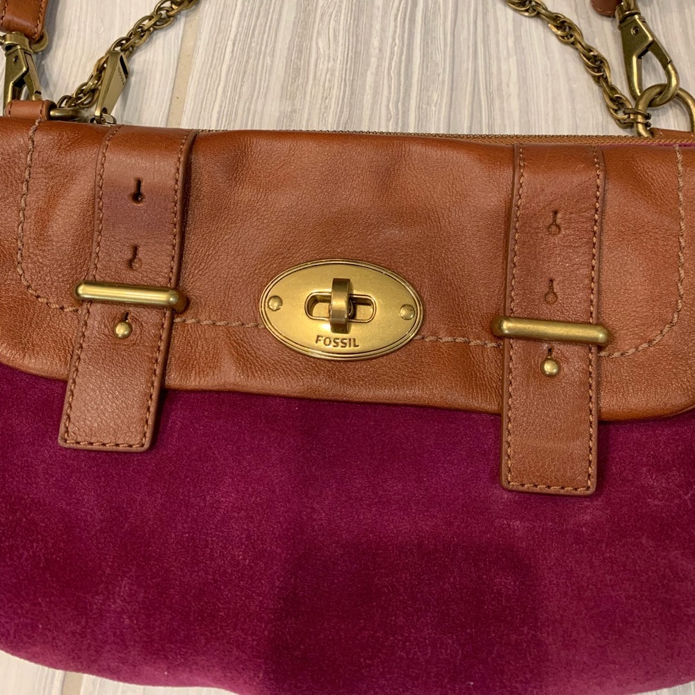 Fossil bag with cross body strap